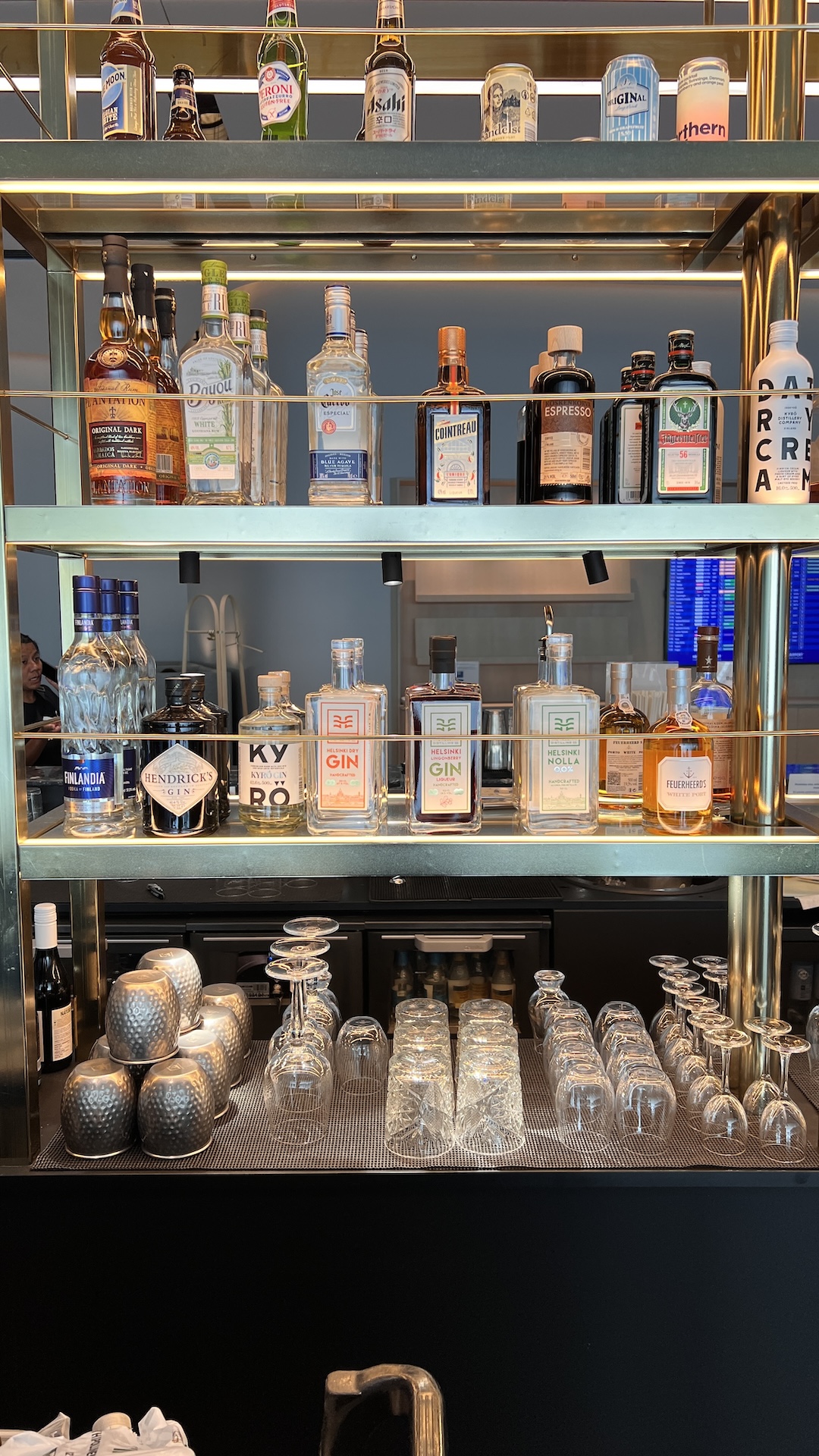 Finnair Platinum Wing Lounge - Bar Drinks Selection