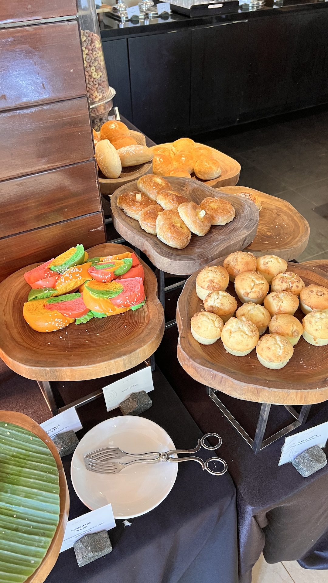 Conrad Bali - Sweet Buffet