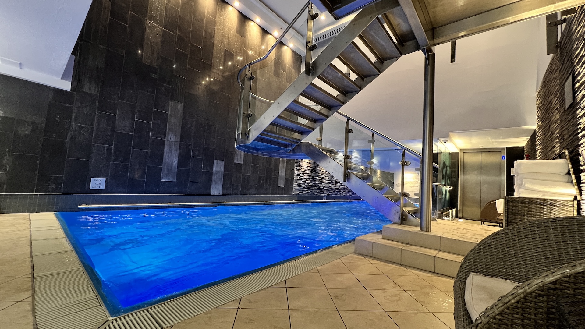 The Langham London - Pool