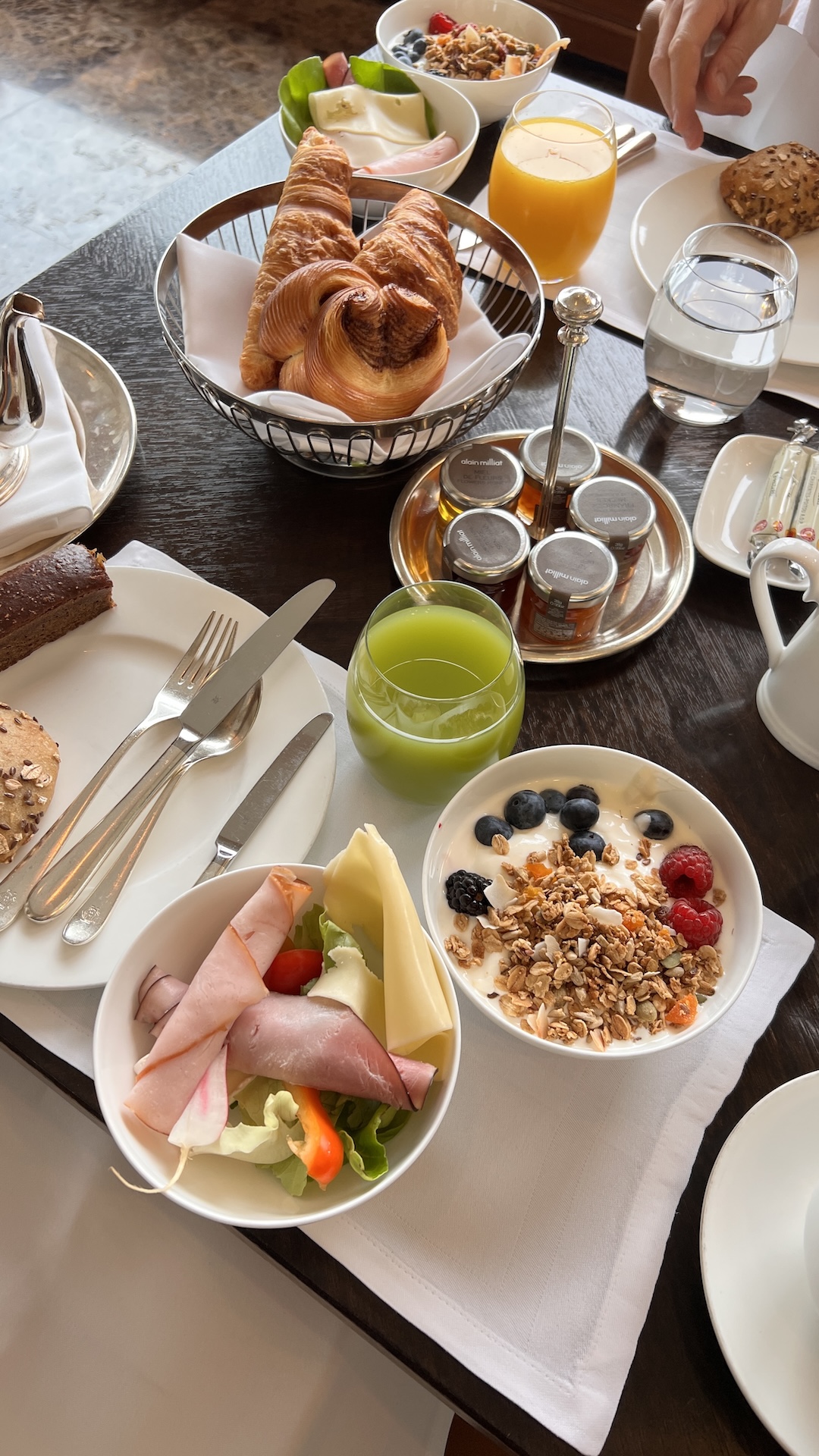 Grand Hotel Stockholm - Main Restaurant Breakfast