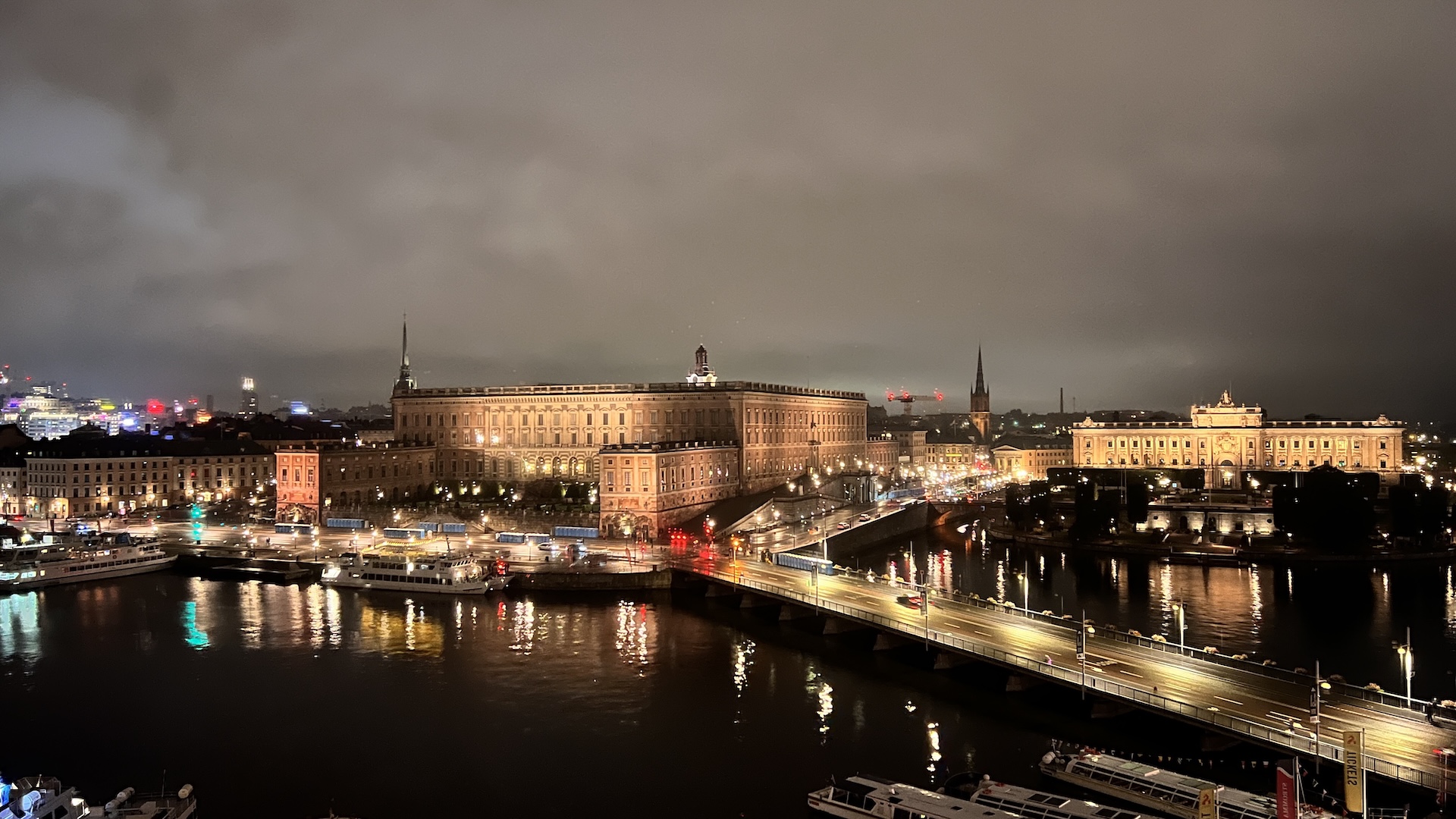 Grand Hotel Stockholm - Night View