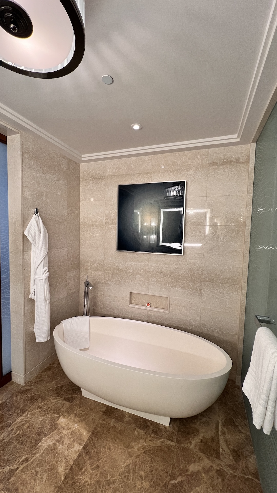 Four Seasons Abu Dhabi - Bathroom