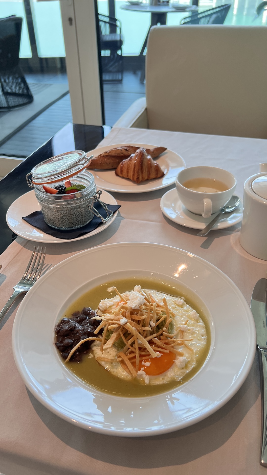 Four Seasons Abu Dhabi - Green Eggs