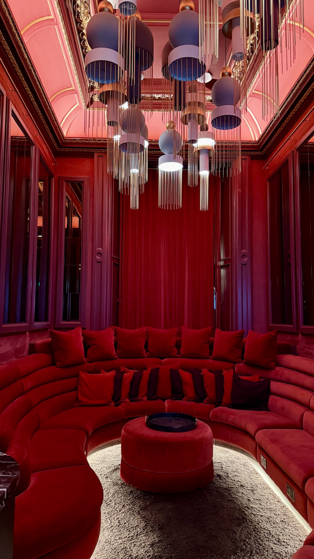 Virgin Hotels Edinburgh - The Scarlet Lounge