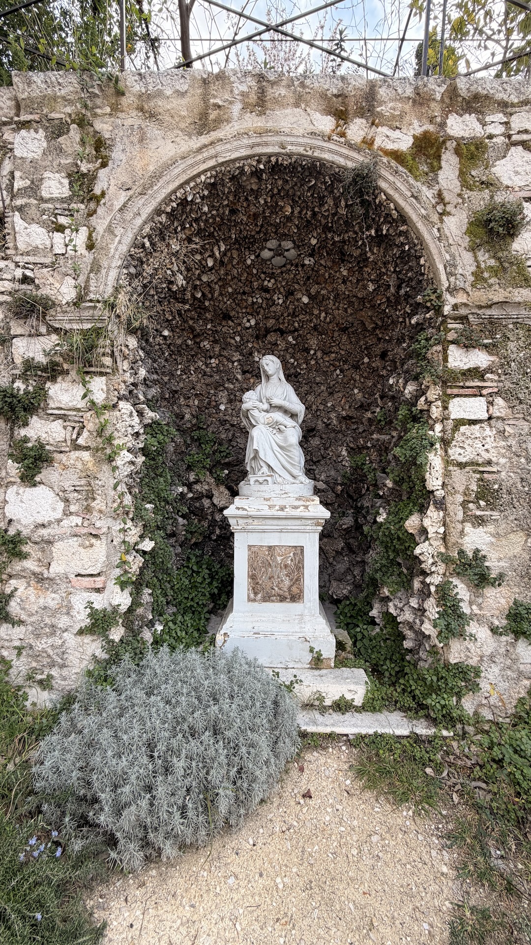 Hotel du Couvent Nice - Gardens Statue