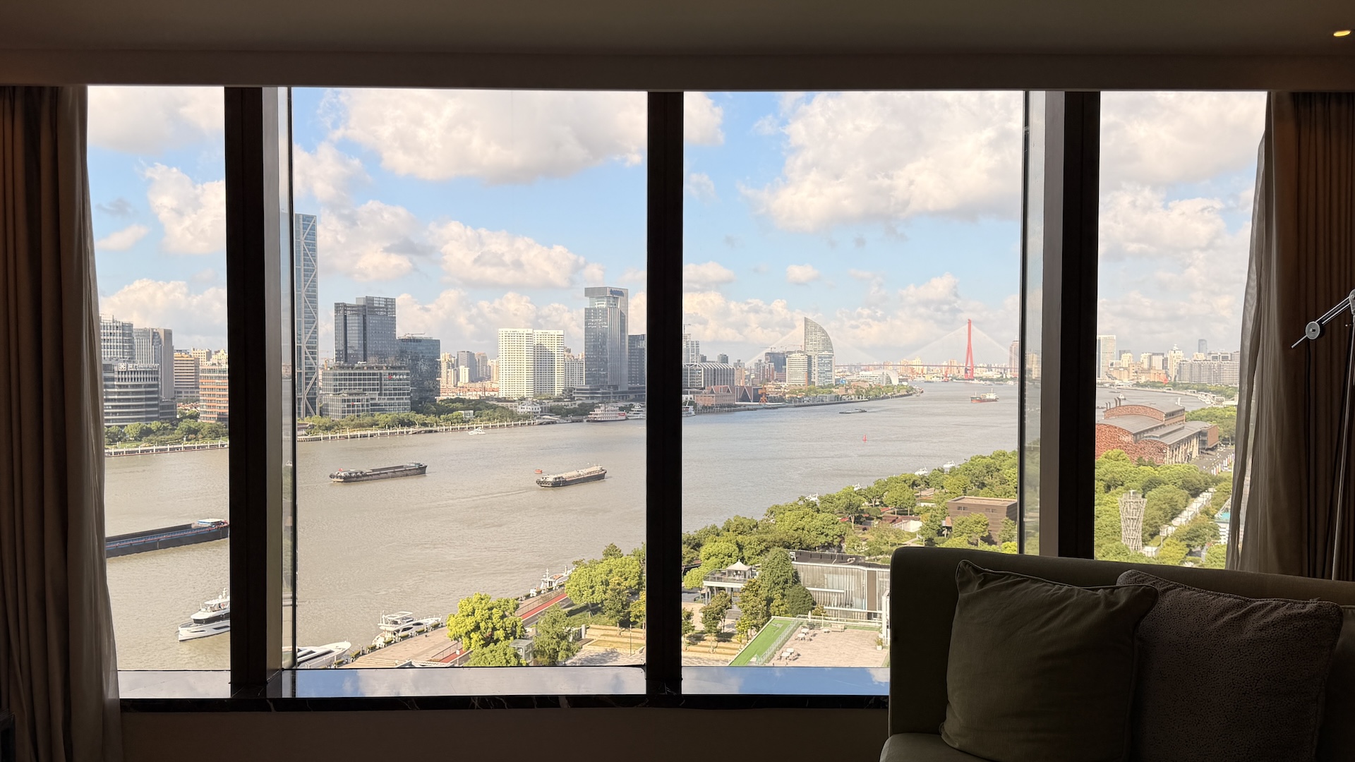 Mandarin Oriental Pudong - Huangpu River View From Guest Room Window